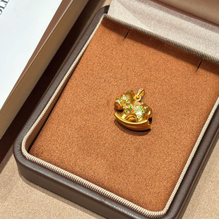 千夕 足金999马年童趣小木马黄金吊坠春节情人节生日礼物送女友