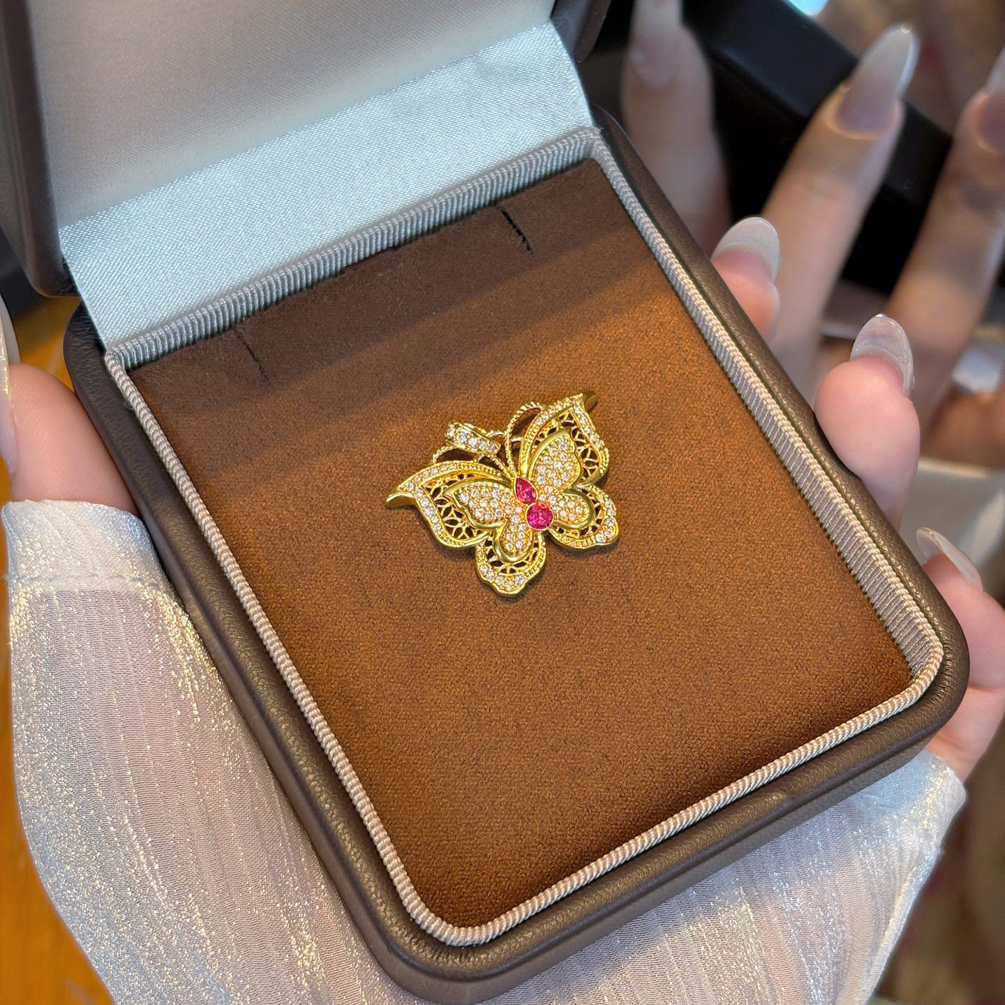 千夕 足金999玲珑花丝蝴蝶黄金吊坠女士春节情人节生日礼物送女友