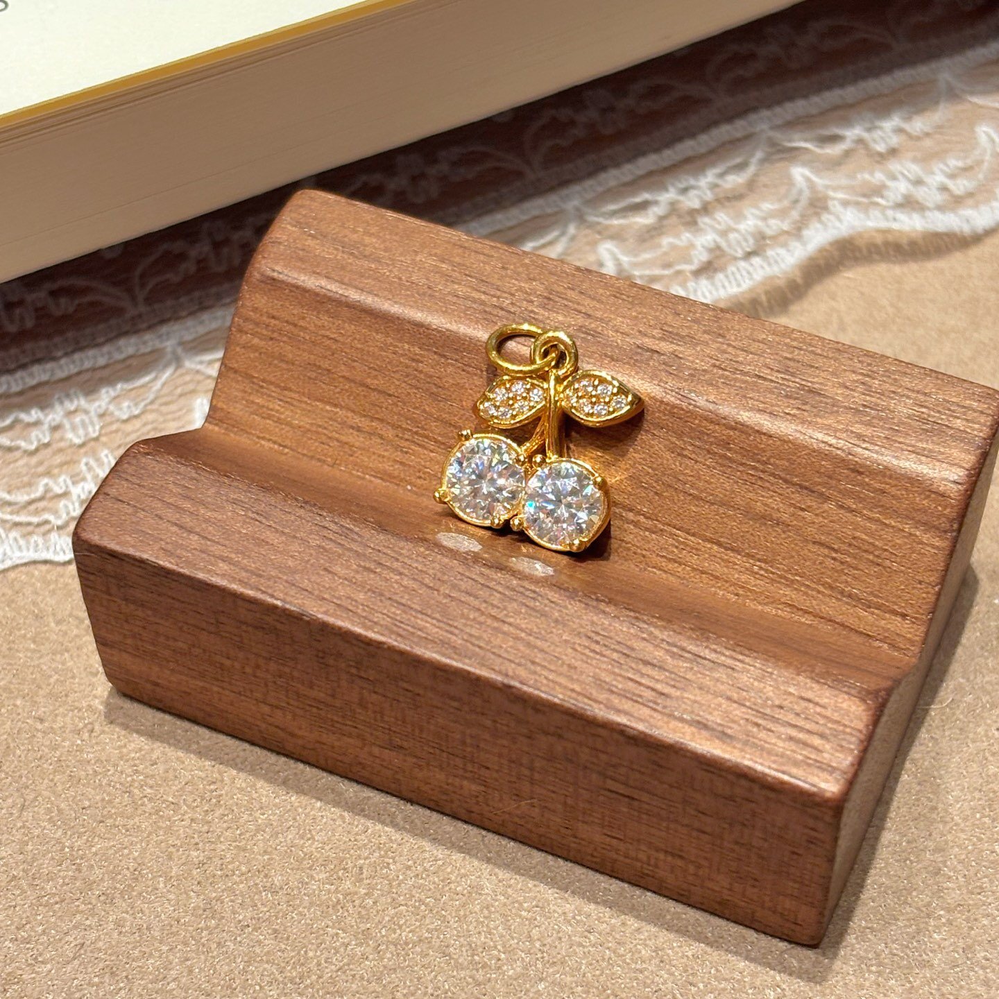 千夕 足金999小樱桃吊坠黄金吊坠女款情人节生日礼物送女友老婆