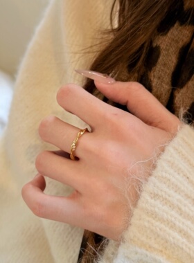 千夕足金9996D莫比乌斯戒黄金戒指女款送女友情人节生日礼物