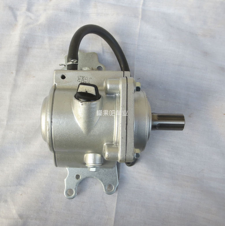 摩托车配件 大公牛沙滩车150-250发动机倒档器传动轴后桥连接箱体