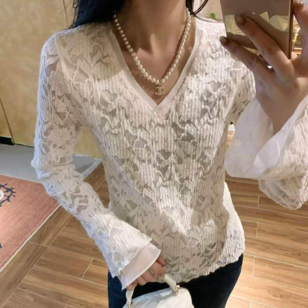 套头V领镂空花纹蕾丝上衣