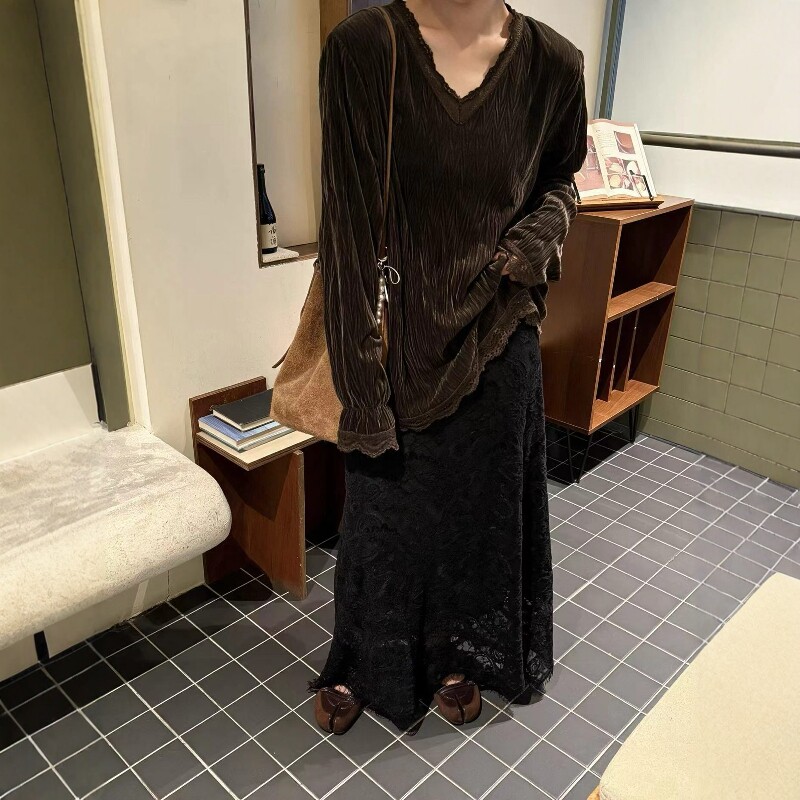 蕾丝压褶丝绒上衣打底小衫女