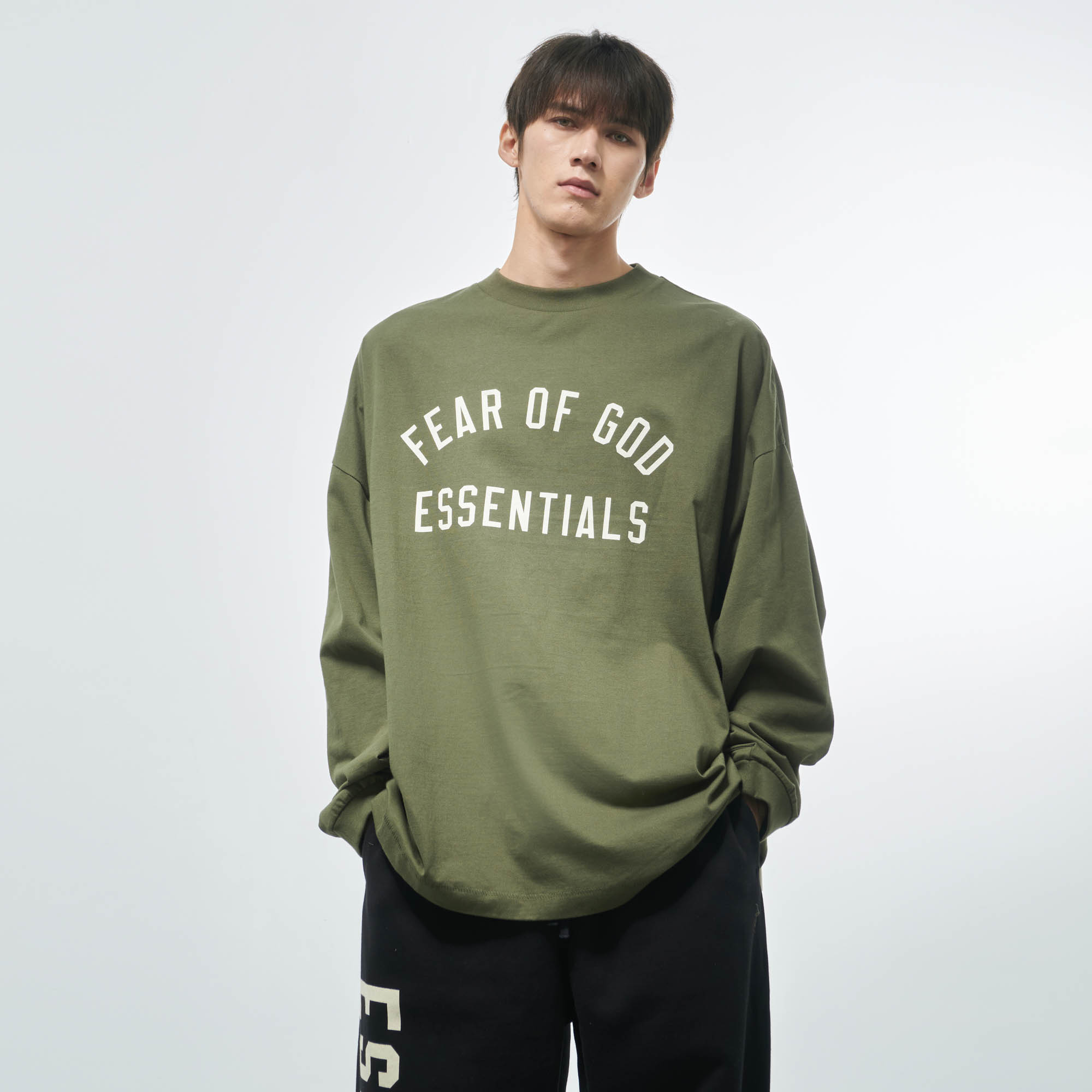 Fear Of God Essentials FALL24 大学系列主线同款印花长袖T恤