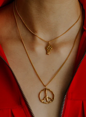 FACETASM x Vibe Harsløf  联名反战手工18K镀金设计感吊坠项链