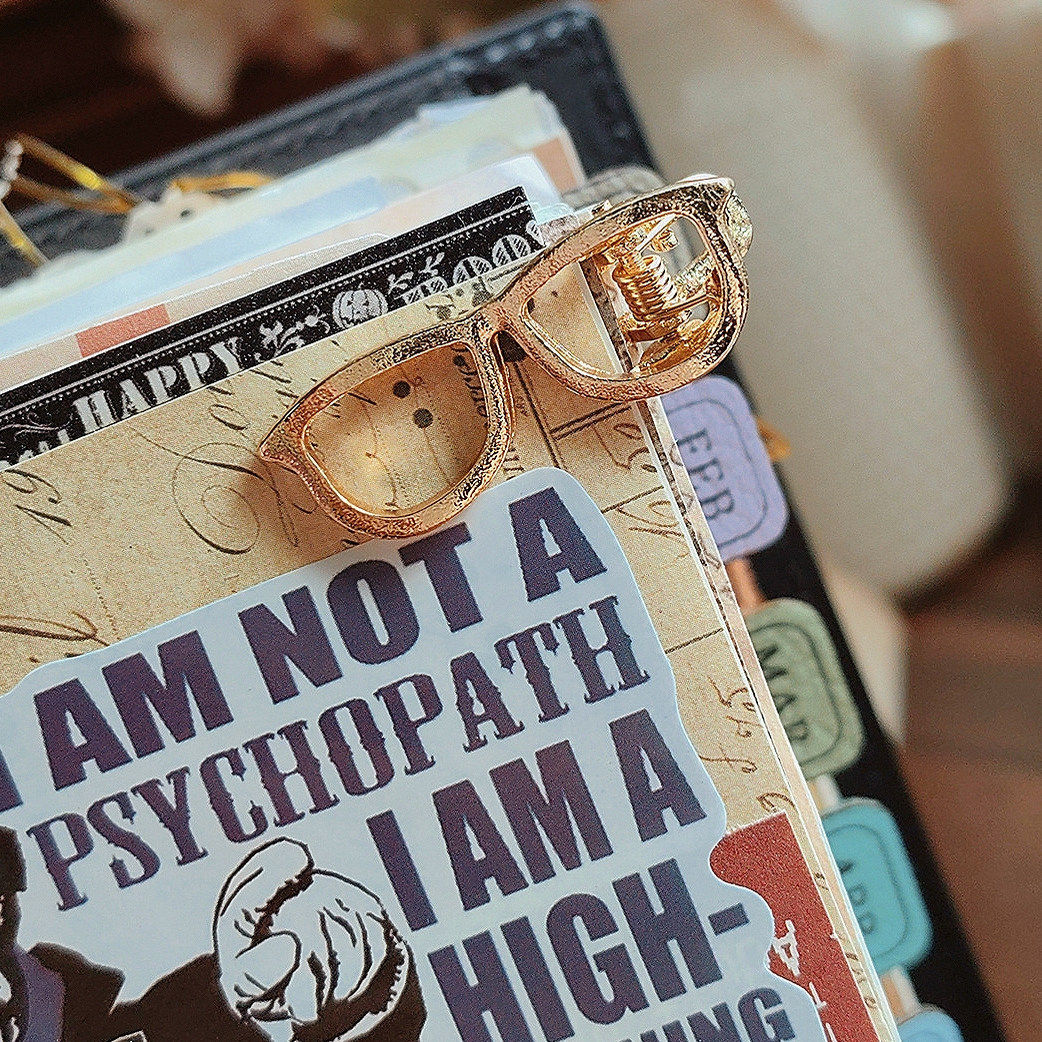 QY手工福尔摩斯的眼镜书夹手帐别针装饰书签INS风欧美风活页