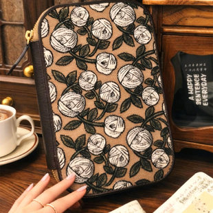 重工玫瑰刺绣烧饼包适配A6奇葩A7定页A6B6weeks真皮手工手帐本