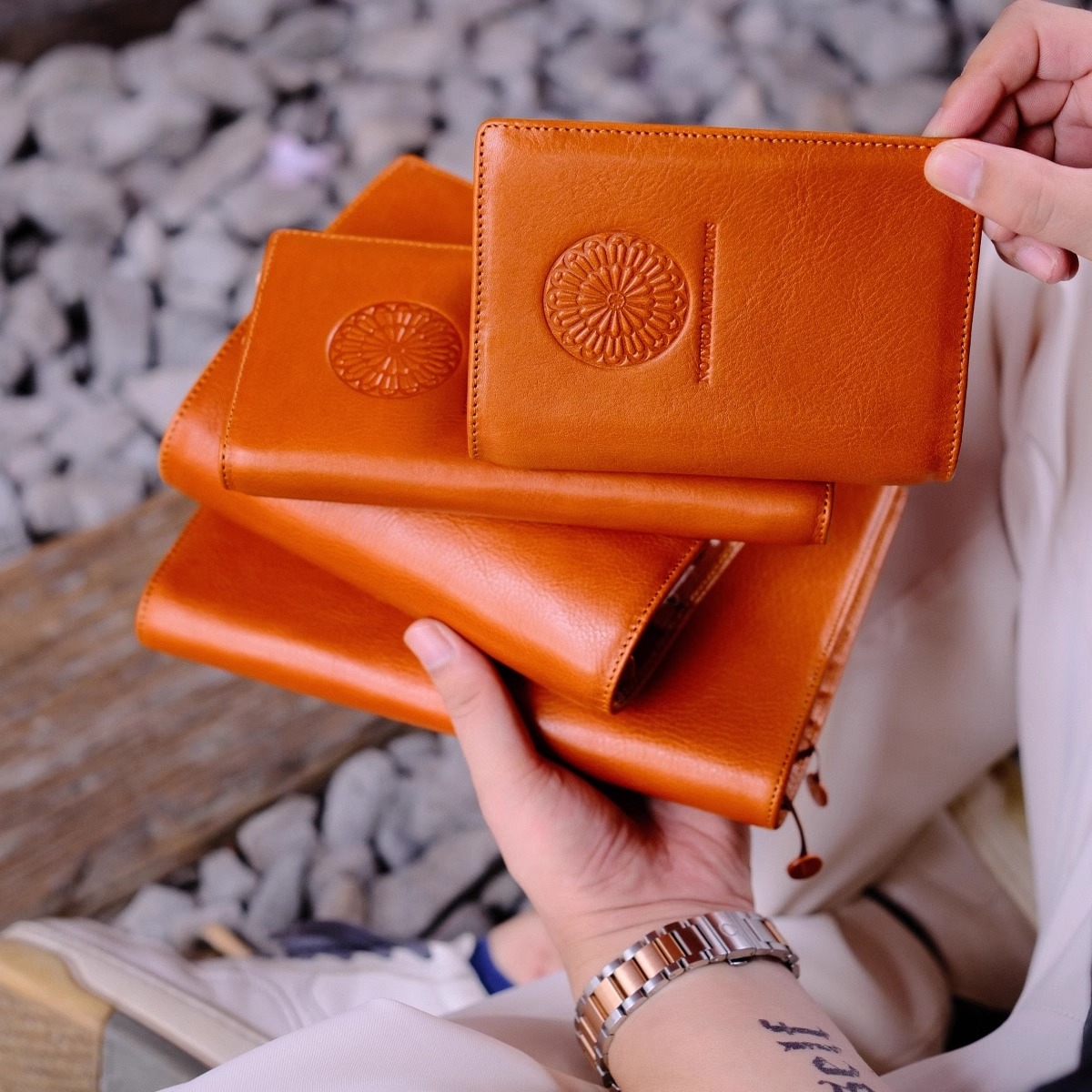 原创巴黎圣母院托斯卡纳植鞣皮