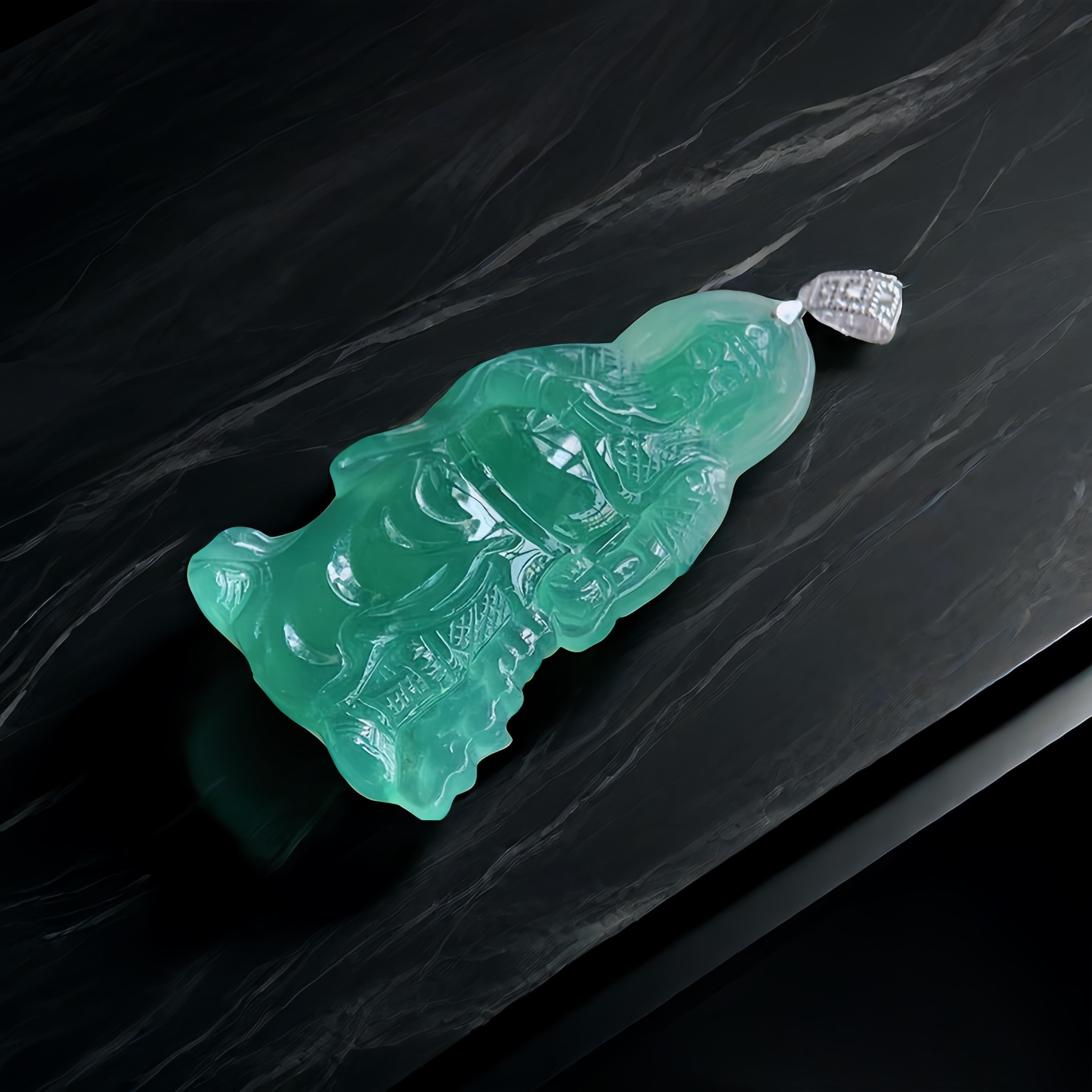 2揭阳阳美精雕翡翠玉挂件18k白金镶嵌