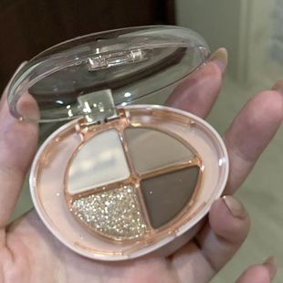 掌中之物亮晶晶哑光平价网红学生携大地色四色眼影盘日常提亮淡妆