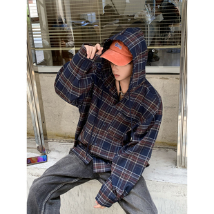 撞色深蓝色格子长袖 白口阳 City Walk 韩版 男复古连帽外套 衬衫