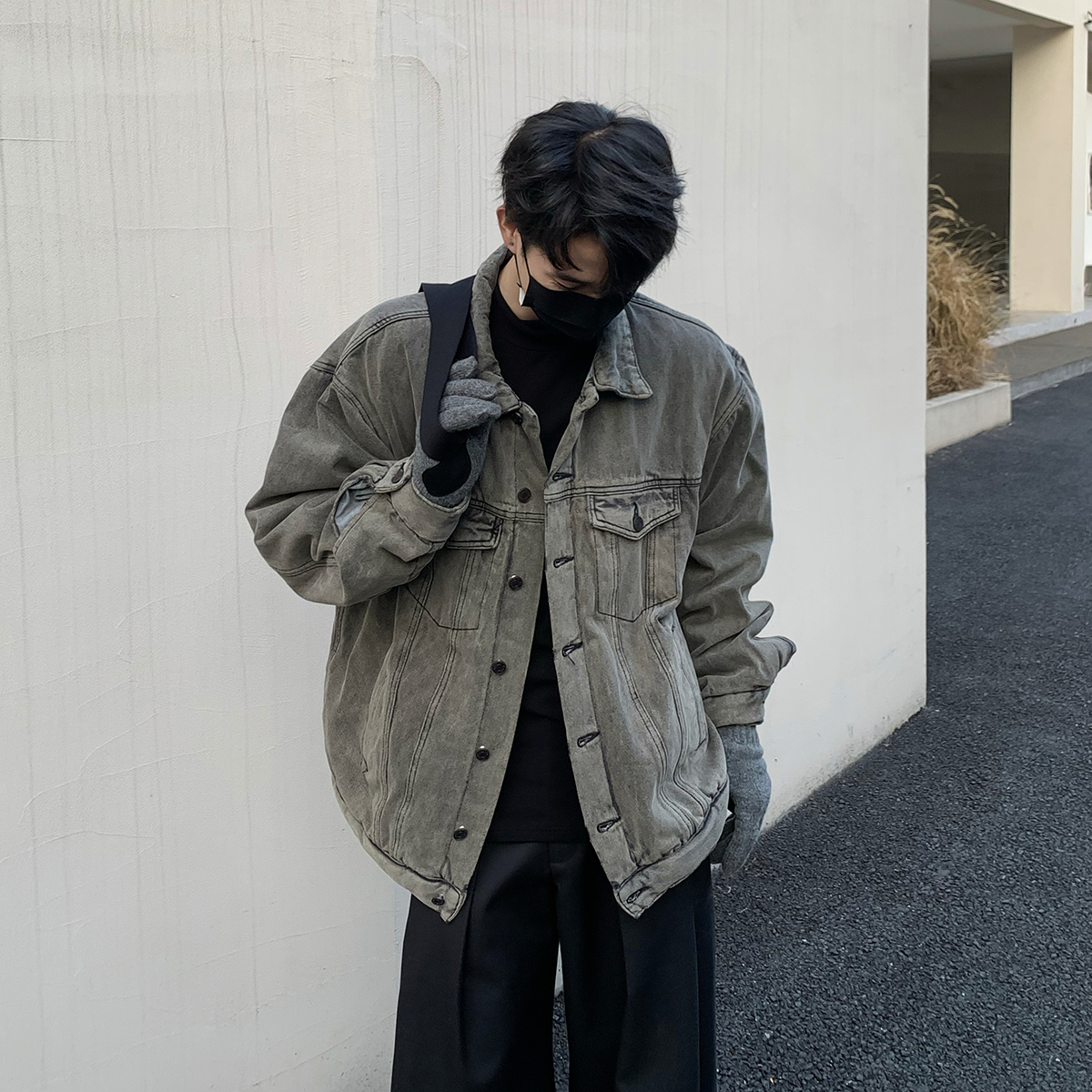 白口阳冬季翻领加棉牛仔夹克