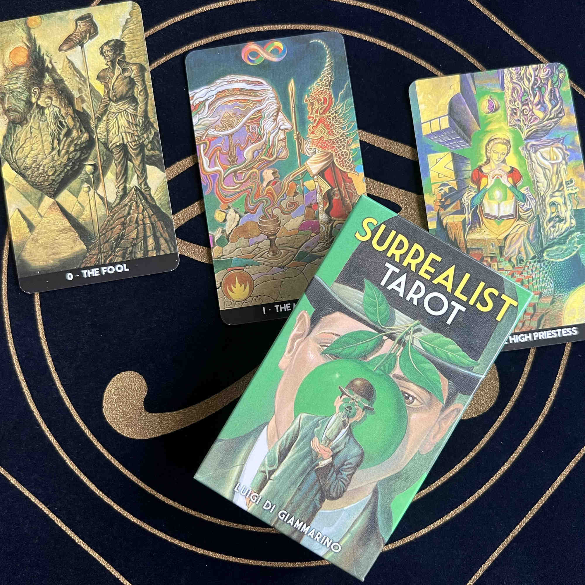 包邮 桌游卡牌 surrealist tarot 超现实主义塔罗牌 英文纸牌