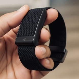 美国直邮WHOOP 5.0/MG智能运动手环12个月会员健康监测追踪器防水