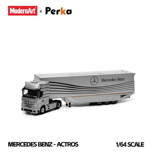 潮艺&Perka 1:64 奔驰翼展式厢式半挂运输车卡车 银色合金车模