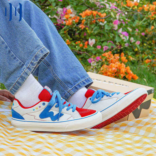 顽刻ollieskate红白蓝拼色春季校园风W系列翻毛皮男女国潮滑板鞋