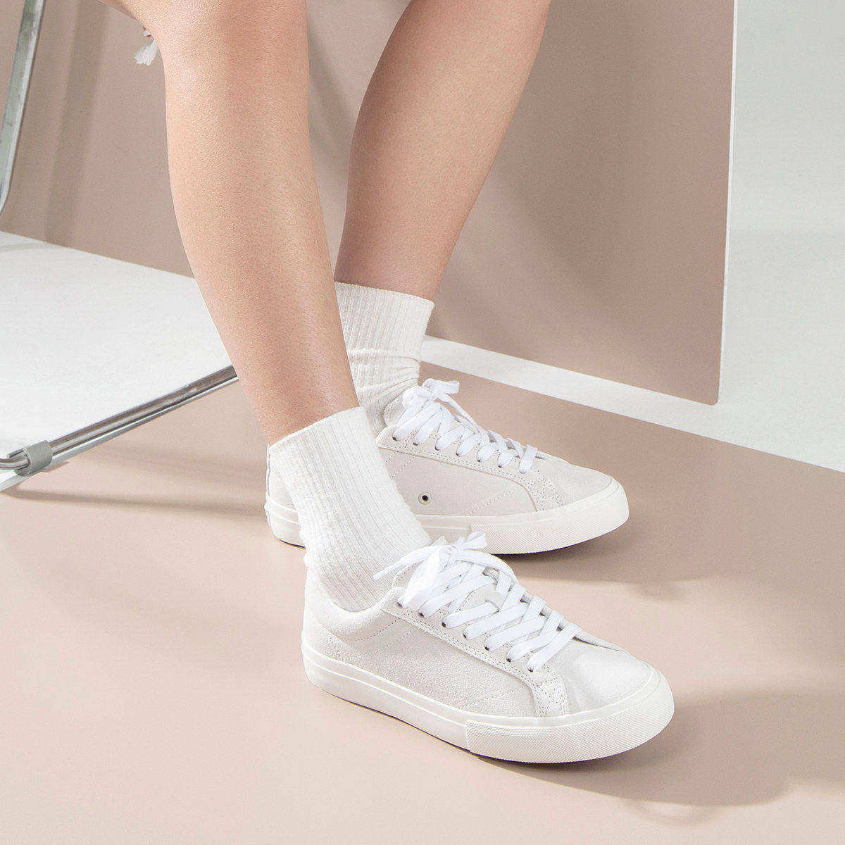 顽刻OllieSkate滑板全翻毛皮纯白耐磨减震05专业低帮男女硫化鞋,流行男鞋,帆布鞋,淘宝优惠券,粉丝福利购,淘宝优惠卷