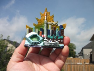 世界旅游纪念冰箱贴 加拿大 多伦多当地购买 TORONTO 枫叶形