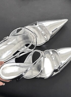 韩版尖头一字扣带包头半拖鞋女外穿2025年新款夏漆皮水钻细跟凉鞋