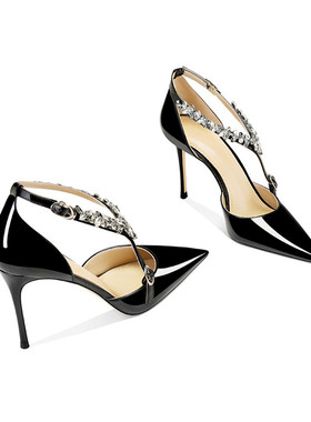 大码真皮水钻高跟鞋2025新款夏季百搭尖头细跟一字扣带包头凉鞋女