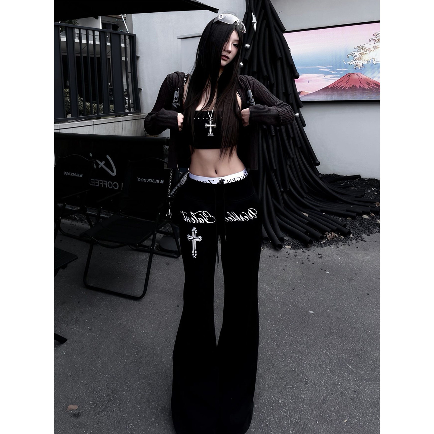 美式微喇休闲裤女秋冬哥特风辣妹显瘦黑色加绒直筒卫裤子运动长裤,女装/女士精品,休闲裤,淘宝优惠券,粉丝福利购,淘宝优惠卷