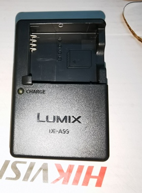 松下卡片数码照相机 FH2 FH5 充电器