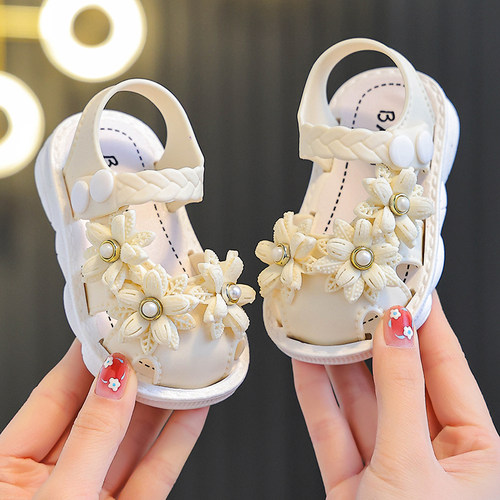 女童凉鞋2025夏新款洋气百搭婴幼儿宝宝防滑软底透气防踢包头凉鞋