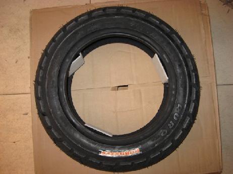 轻骑铃木摩托车踏板轮胎轮圈