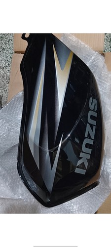骏驰GT125油箱 适用轻骑铃木摩托车QS125-5ABCEFGH汽油罐黑色