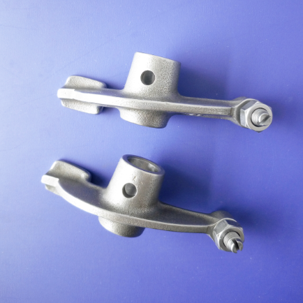 轻骑铃木摩托车气门摇臂