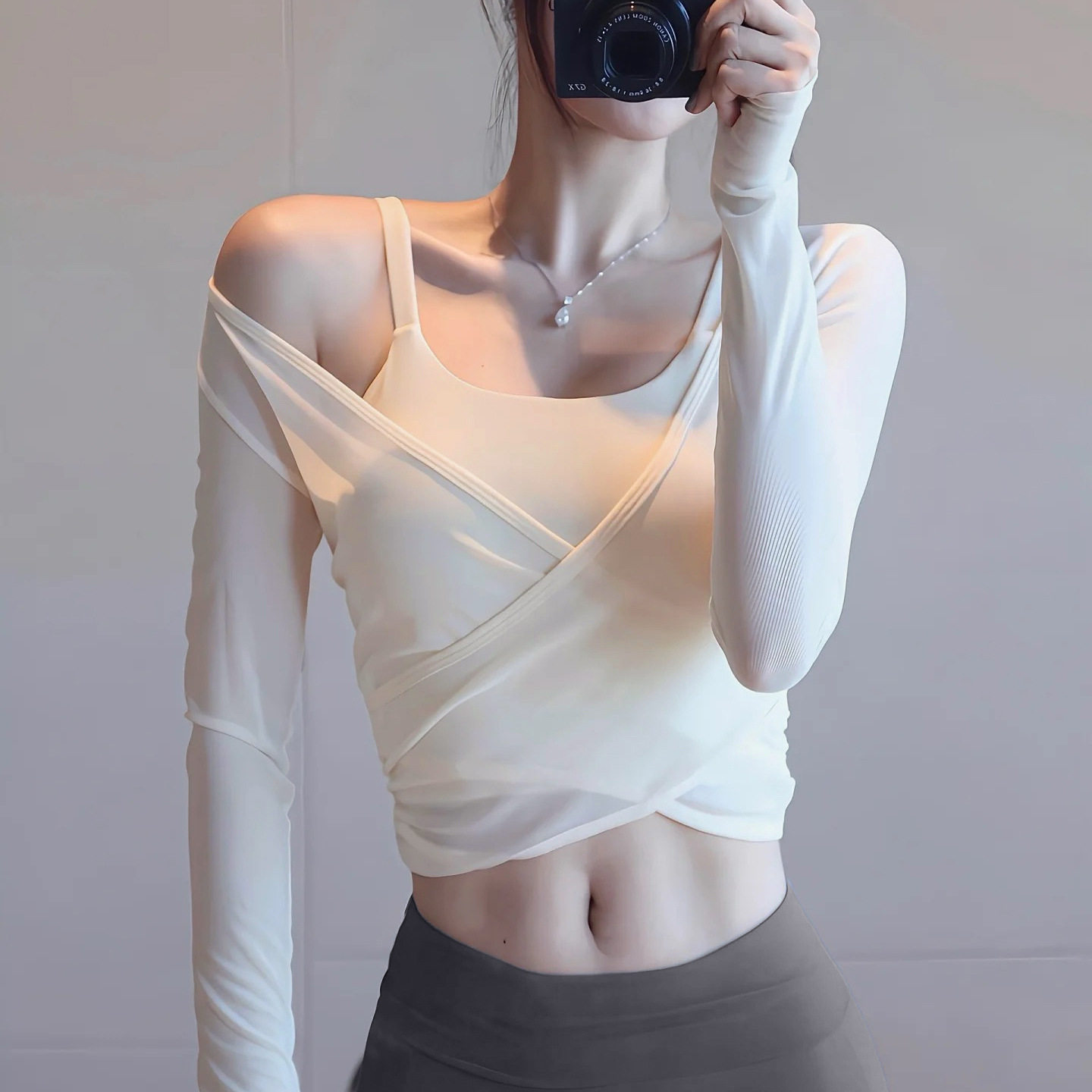瑜伽服套装网红甜美健身三件套网纱外搭高腰收腹九分裤运动长袖女