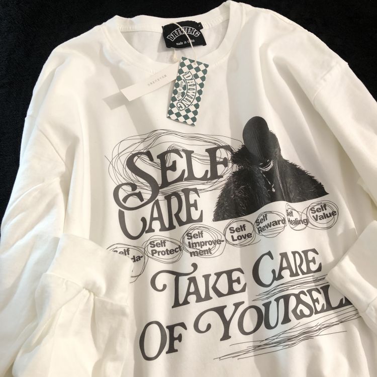 Daiwing 新鲜周集 秋冬美式古着学生做旧体恤洗水宽松情侣长袖T恤