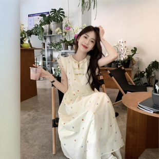 设计感 韩式 精美甜美碎花盘扣连衣裙女夏季 2025新款 收腰显瘦中长款