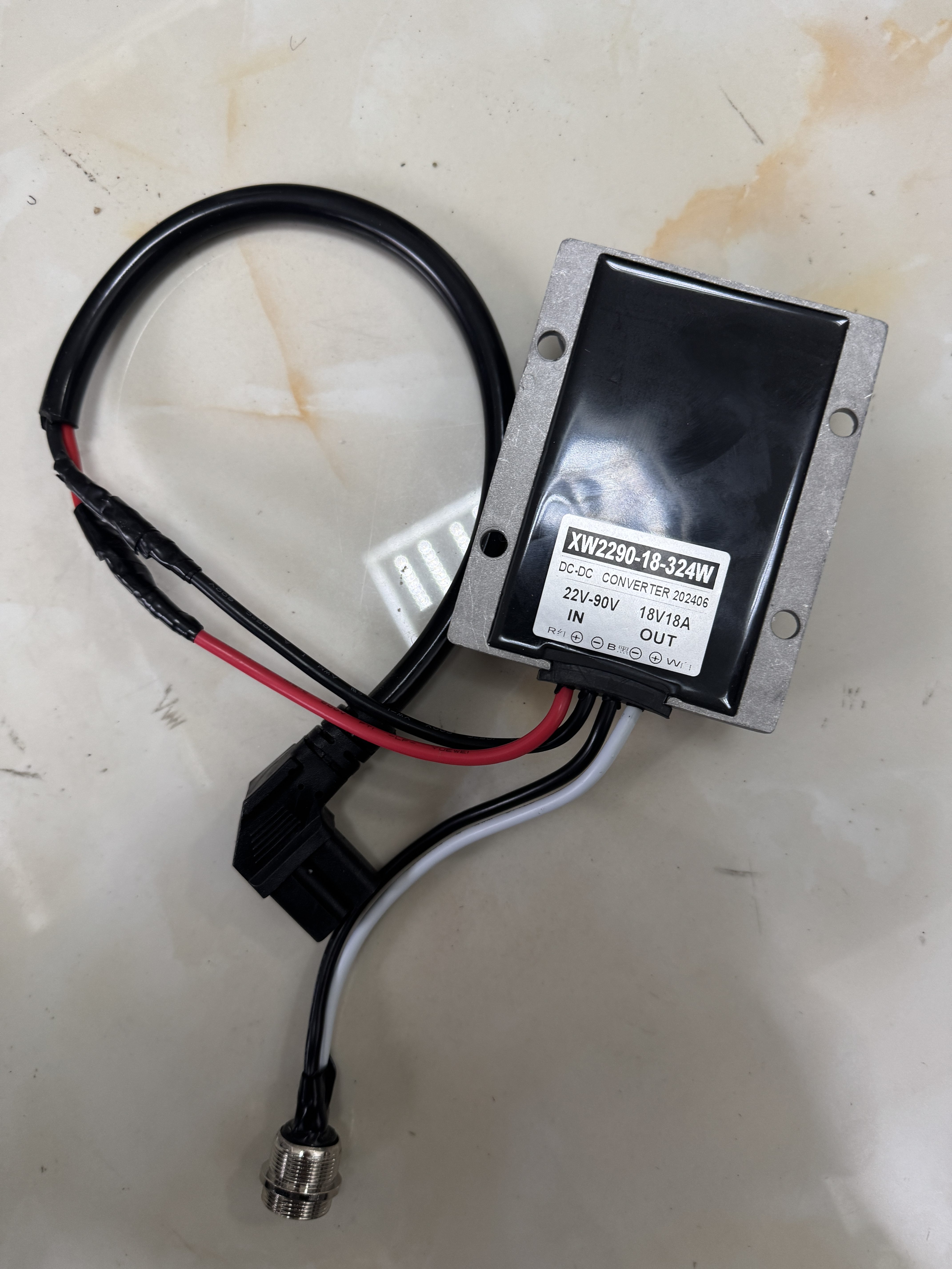 氙气灯专用降压模块22v~90v转18v专用模块有电动车电瓶可以转换