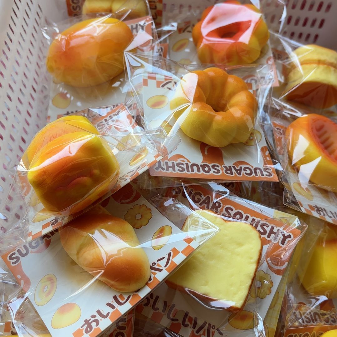 湿软手感慢粘仿真带纸卡小慢的慢回弹捏捏乐减压道具礼物一件