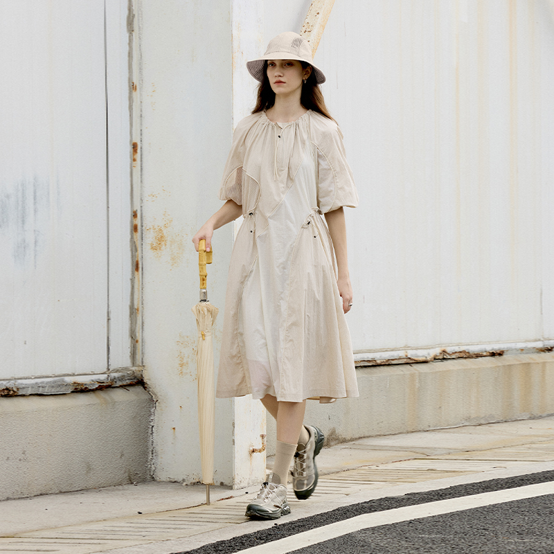 半圆女装2024夏季新款品牌不规则拼接抽绳连衣裙女轻运动小众设计