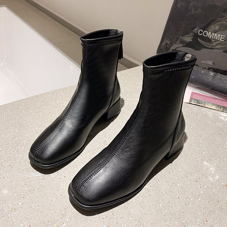 马丁靴女加绒时尚方头