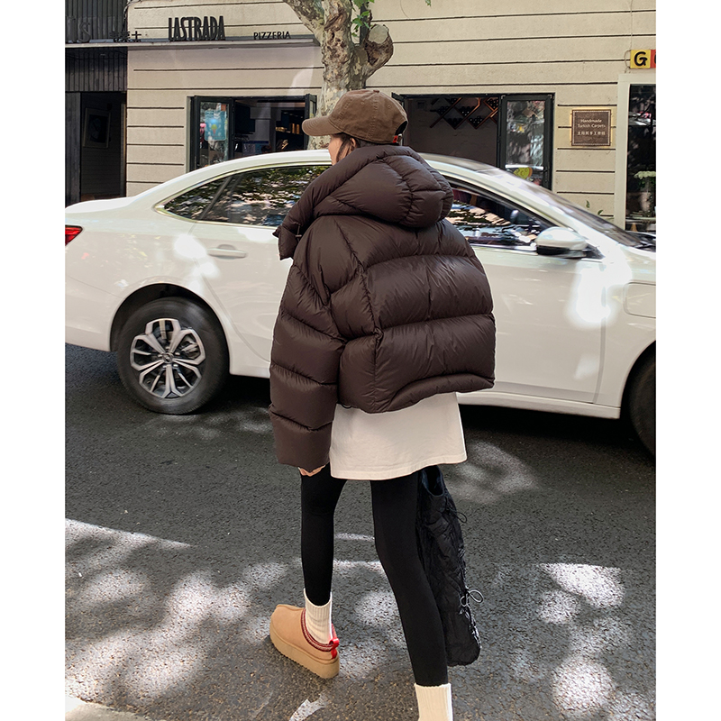 云朵泡芙羽绒服女款冬季2025新款超好看短款美式肯豆咖色面包服爆