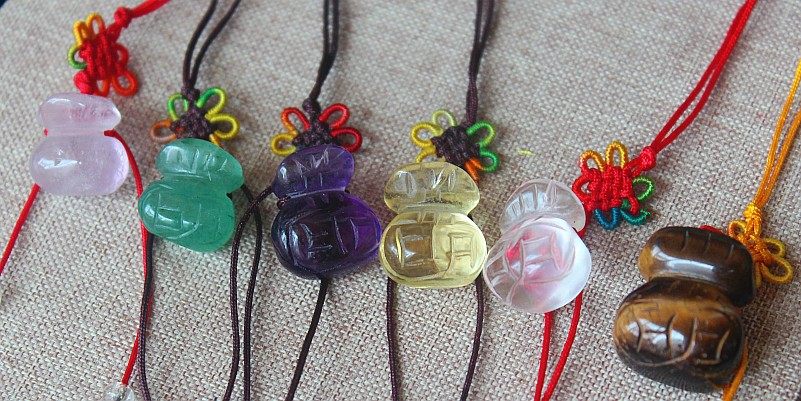 天然紫水晶吊坠东陵玉黄水晶白水晶虎睛石钱袋子手机坠包挂钥匙挂在类目 饰品/流行首饰/时尚饰品新, 项坠/吊坠中 - 来自Buy2taobao.com提供专业的淘宝代购服务