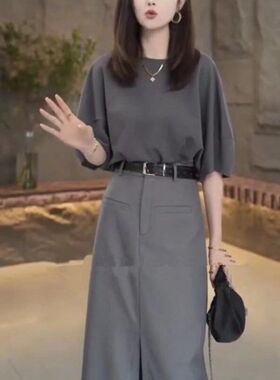 23258大爱美依缘2024夏季新款韩版灯笼袖T恤高腰前开叉半身裙女装