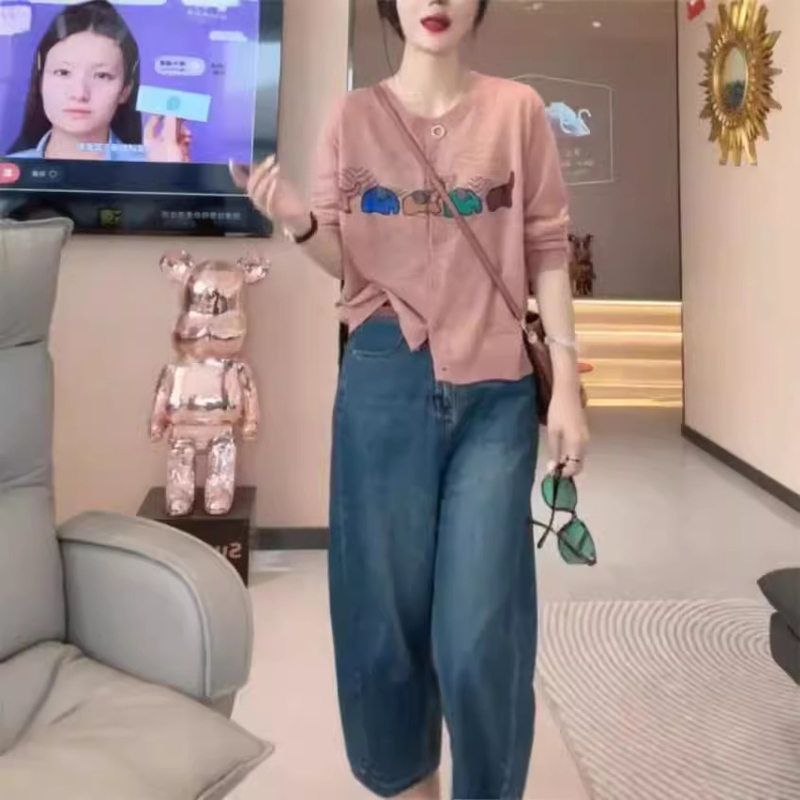 24953大爱美依缘2025秋季新款时尚小象图案长袖外套高腰牛仔裤女