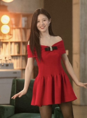 高允真同款法式名媛一字肩红色针织礼服裙生日聚会晚宴裙连衣裙女