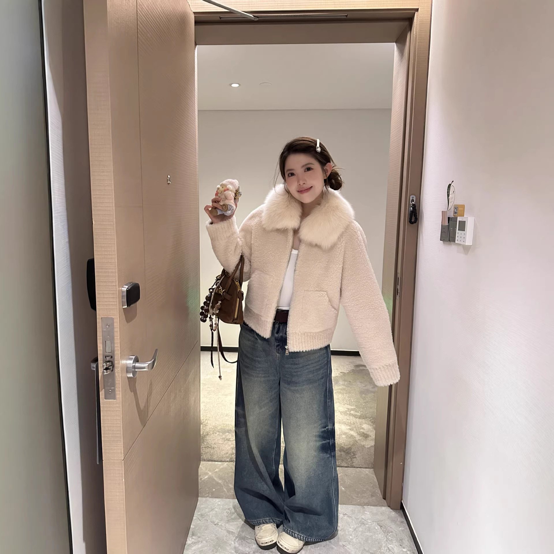 雪境漫游/真狐狸毛领100羊羔毛皮毛一体大衣加厚皮草女冬毛毛外套,女装/女士精品,皮草,淘宝优惠券,粉丝福利购,淘宝优惠卷