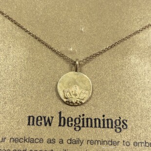 Dogeared㊣停产限量※new beginnings金色浮雕莲花圆牌项链