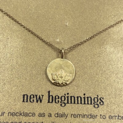 Dogeared㊣停产限量※new beginnings金色浮雕莲花圆牌项链