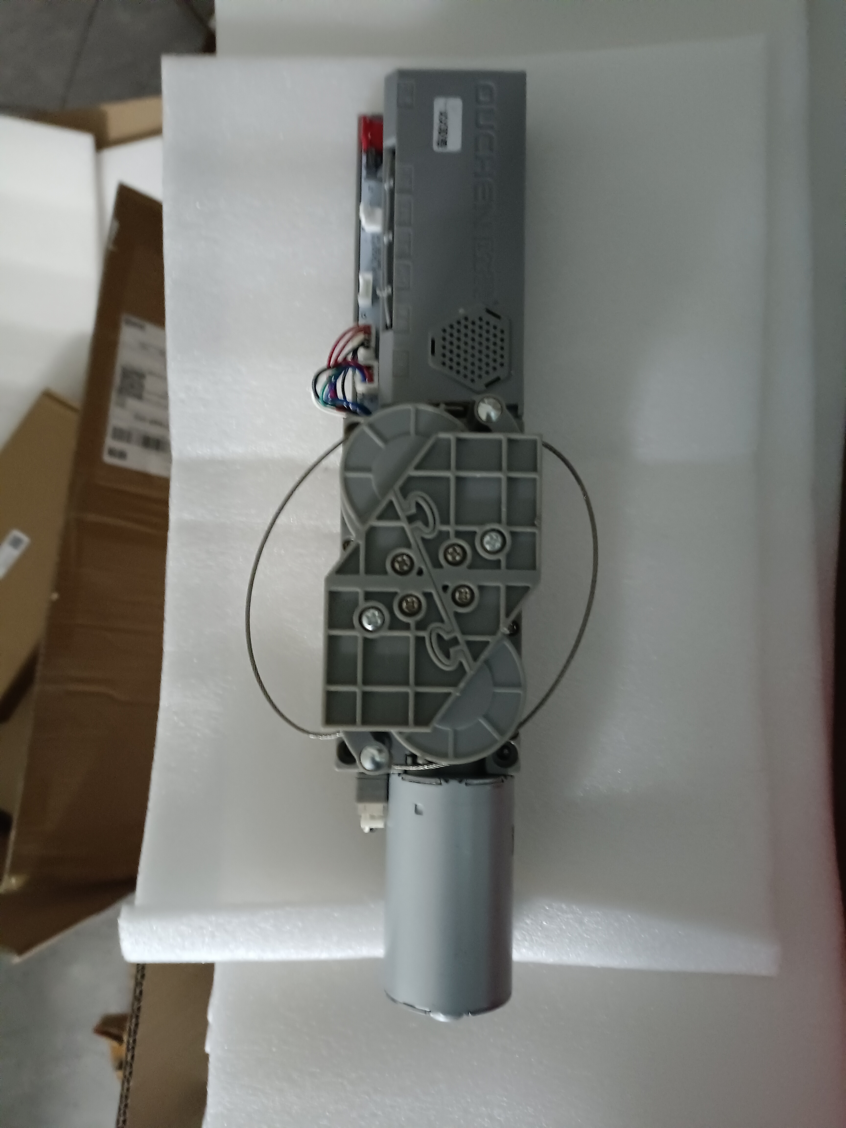 晾衣架电机主板总成改装款，原款停产发货是改装款，不是师付勿拍