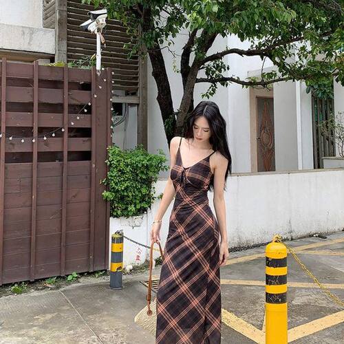 法式复古格子吊带连衣裙女夏季
