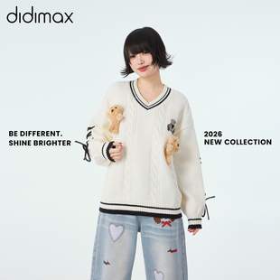 didimax春季新款V领绞花毛衣学院风黑白经典针织衫立体小熊C27348