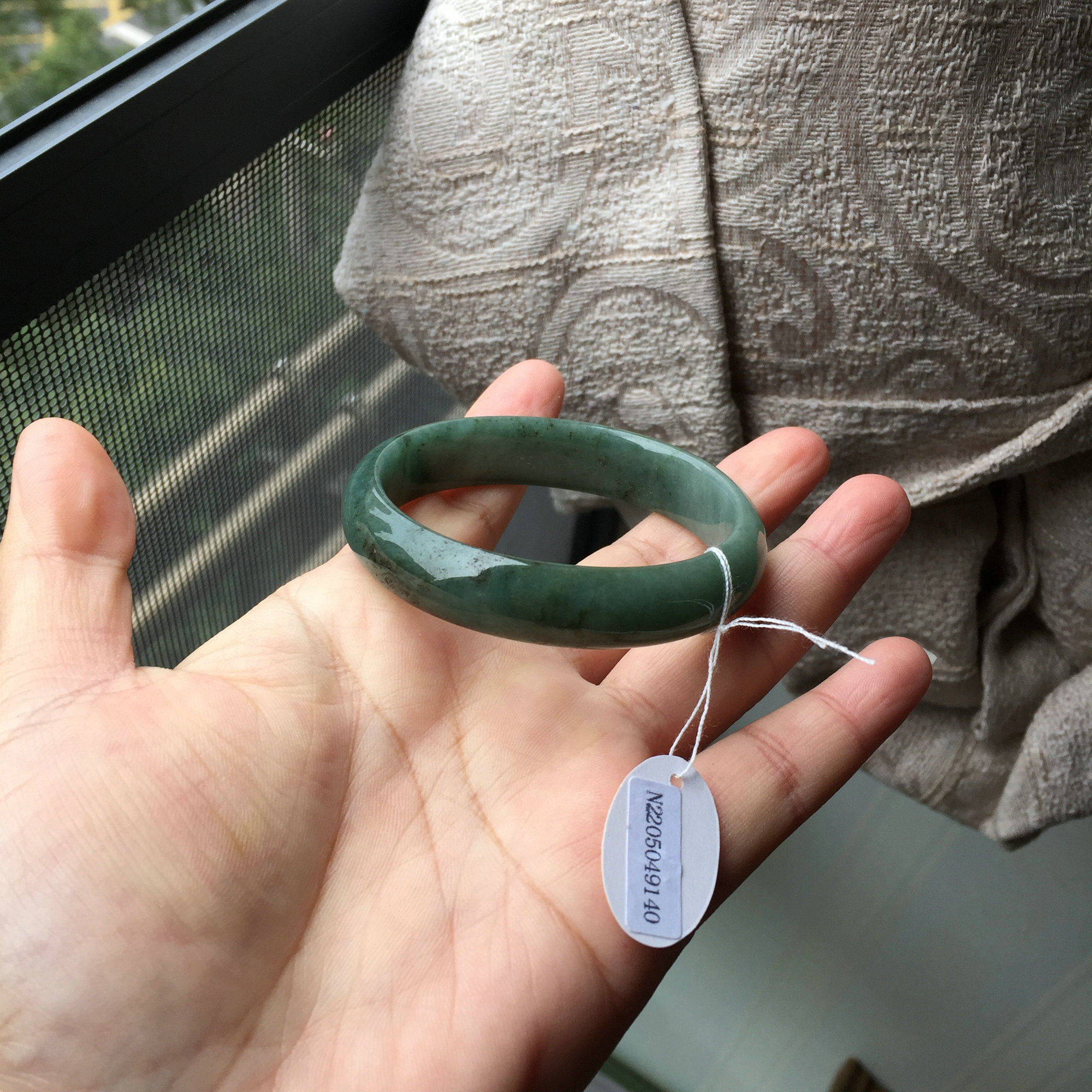 贵妃圈口约53.7x48mm 天然A货缅甸料 翡翠油青贵妃蛋镯子玉石手镯