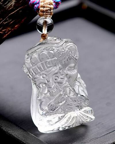 纯天然白水晶扎基拉姆吊坠，立体雕刻，精致雕刻尺寸 35*23*21mm